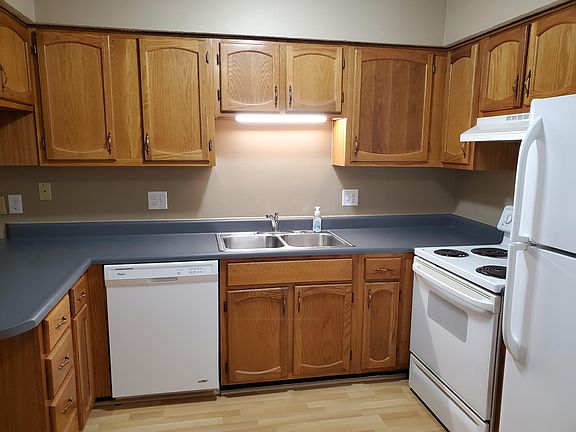 5th image of 1555 Brookfield Ln
