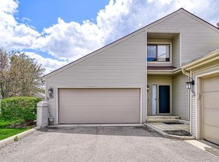 687 Highgate Mews, Rochester, MI 48307