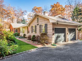 12 British Colony Rd, Northport, NY 11768