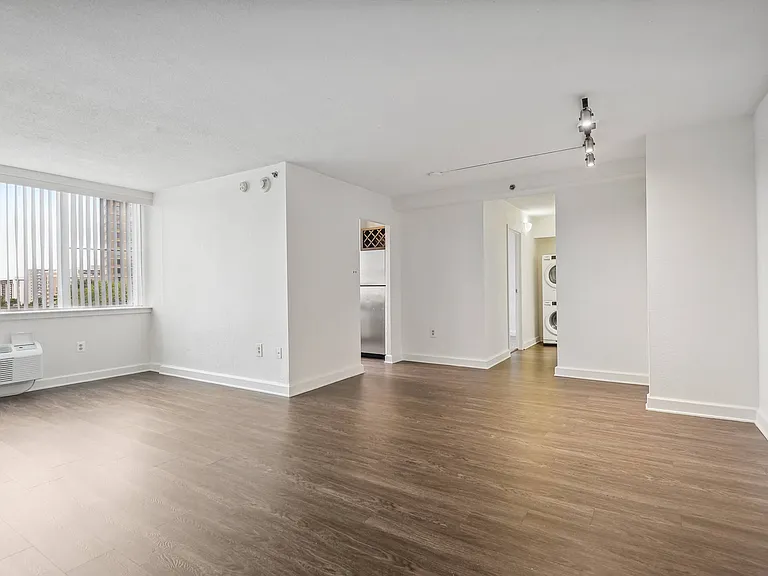 Broadstone Van Dorn — Photo 13