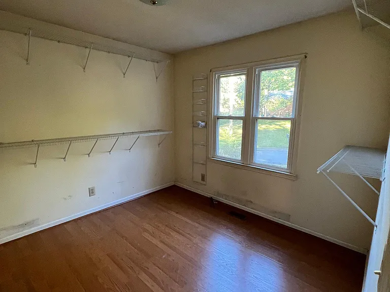 813 Plentywood Ct — Photo 15