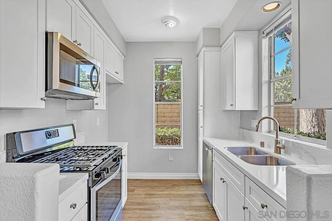 3510 Caminito El Rincon — Photo 1