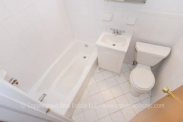 Rented by Copperwood Real Estate | media 22