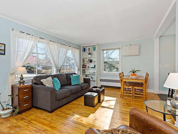 JanetB-24 Ramapo Rd-2.JPG