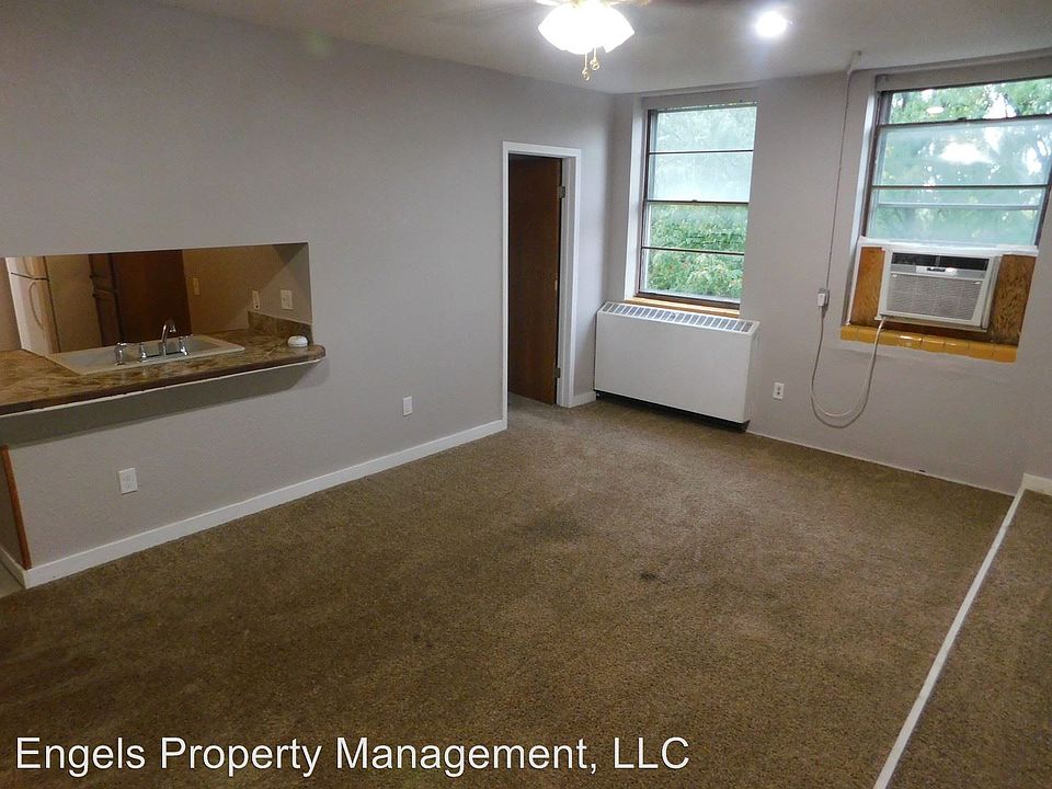 1st image of 924 N Topeka St APT 309