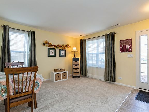 3rd image of 187 Maryland Ln