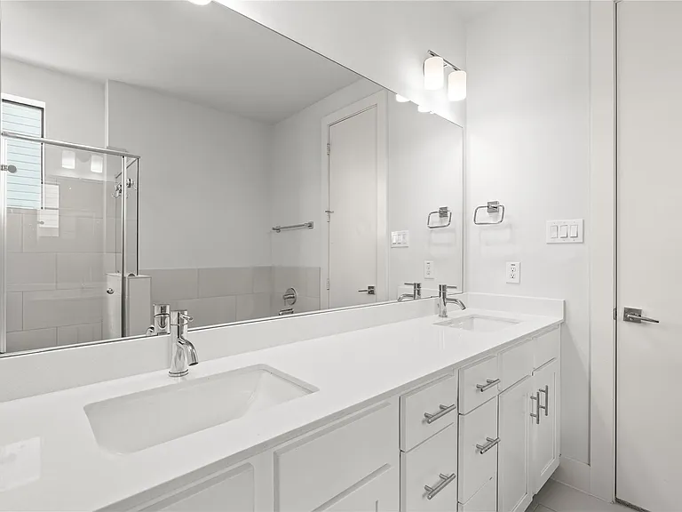 9609 Marlive Ln #B — Photo 22