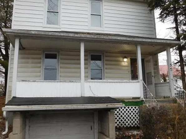 57 Spring St, Frostburg, MD 21532