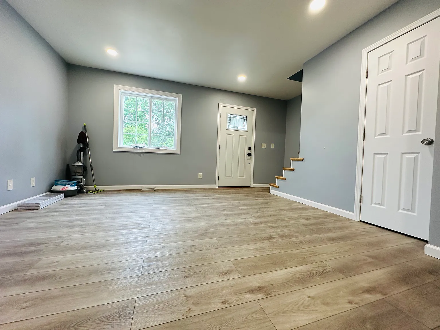 2 bed, 1.5 bath, 850 sqft, $1,500 — Photo 2