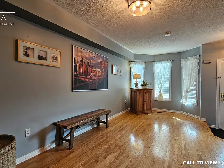 266 Van Allen Gate — Photo 3
