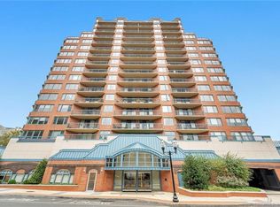 25 Forest St APT 9G, Stamford, CT 06901