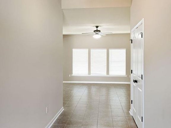 2nd image of 23204 Mango Dr