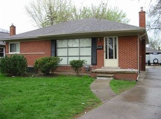 20900 Erben St, Saint Clair Shores, MI 48081