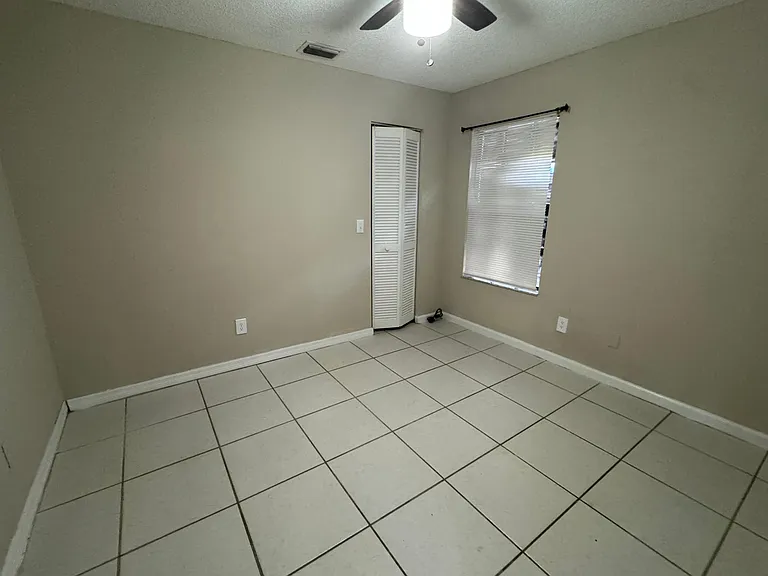 4136 Gulfstream Bay Ct — Photo 12