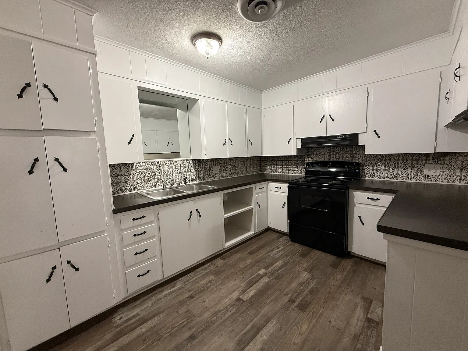 601 A St NW Unit 7 - 1 — Photo 3
