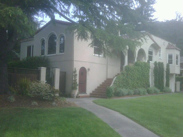 2nd image of 203 W Baltimore Ave