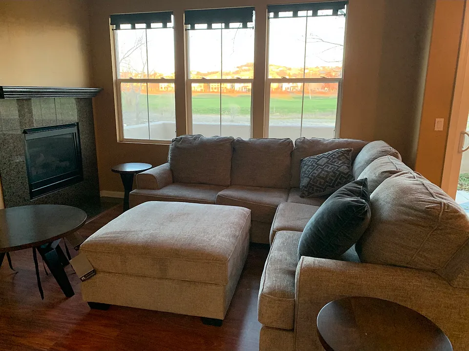 Esplanade Cir