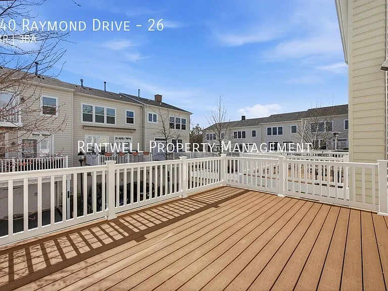 540 Raymond Dr #26 — Photo 15