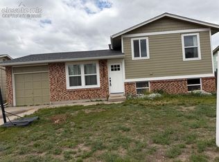 6711 Noble St, Colorado Springs, CO 80915
