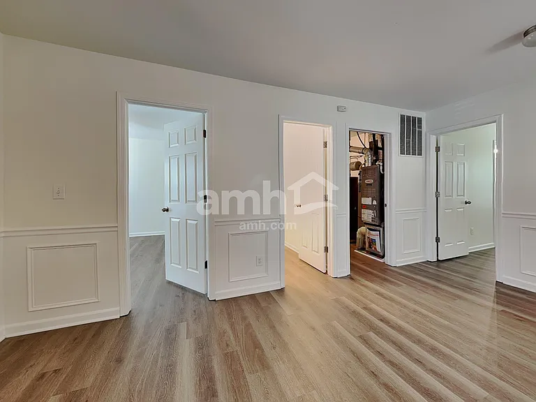 145 Collenton Ln — Photo 10