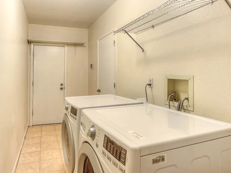 1422 S Moonflower Ln — Photo 58