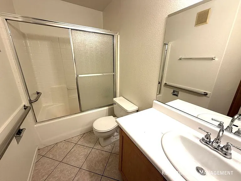 4555 E Sahara Ave #173 — Photo 8