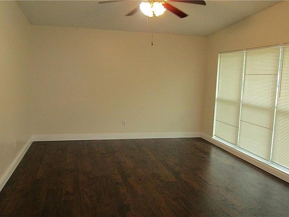 5th image of 5937 Beechmont Blvd