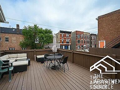 1st image of 959 N Wolcott Ave #2F