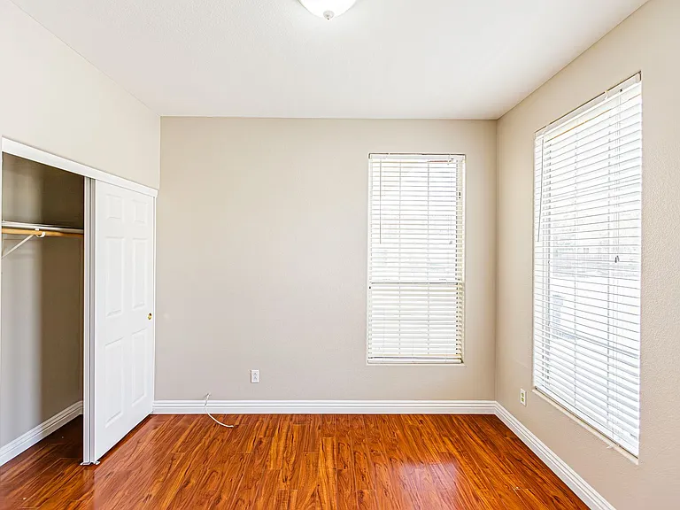 8018 Retriever Ave — Photo 14