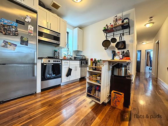 2nd image of 1148 Union St #3W