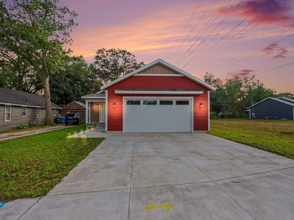 1003 Ducey Ave, Muskegon, MI 49442