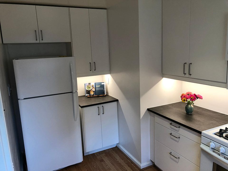 Kitchen view 3