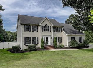 7 Highridge Rd, Bellingham, MA 02019