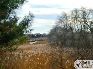 419 S Main St, Centerville, MA 02632