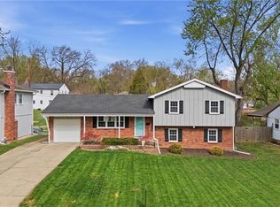 9404 Knox Dr, Overland Park, KS 66212