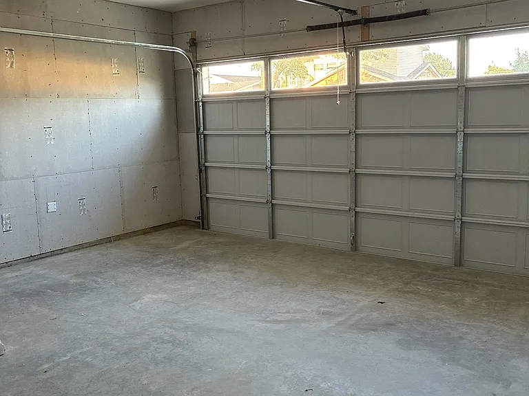 321 Bounding Main St — Photo 19