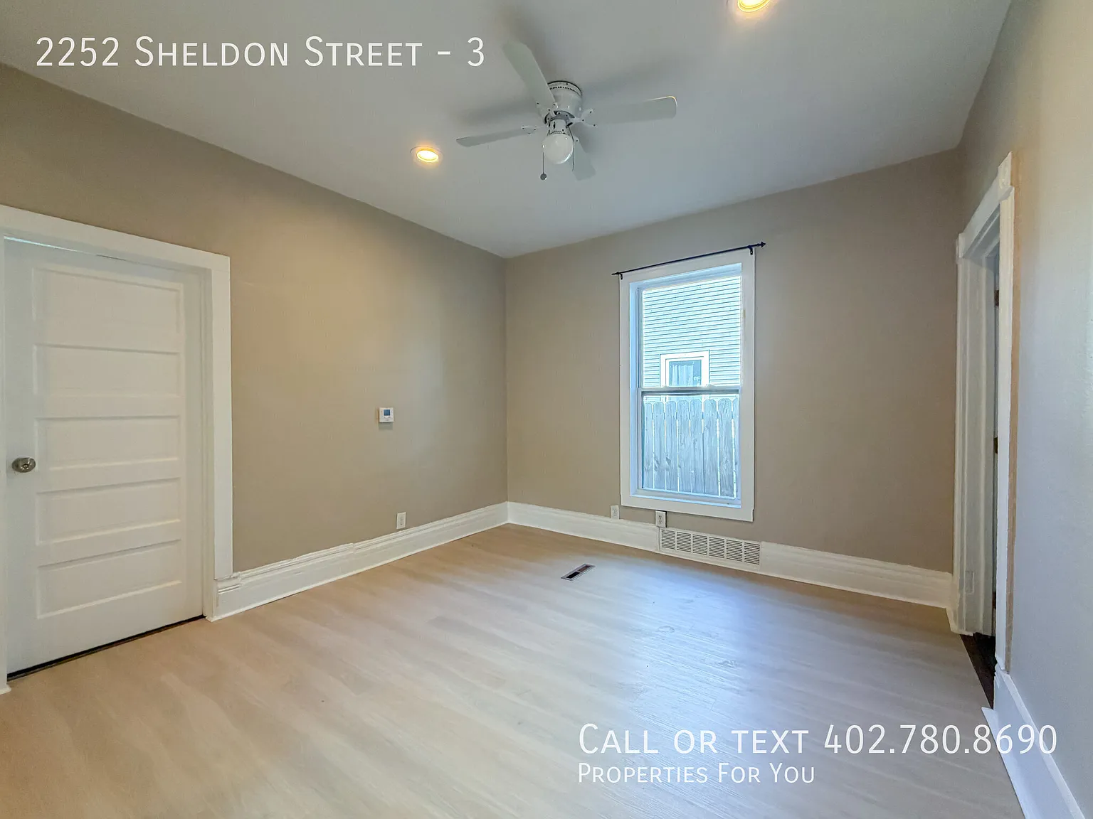2 bedroom 1 bath apartment in a triplex — Photo 3