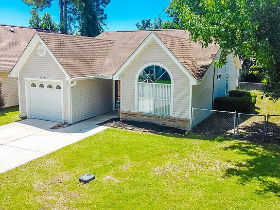 2nd image of 3073 Yorktown Cir