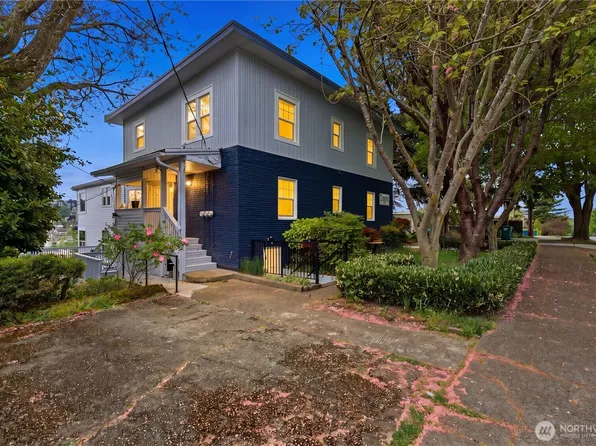 1401 W Bertona Street, Seattle, WA 98119