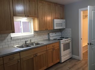 225 Hazelton Rd #A, Owosso, MI 48867