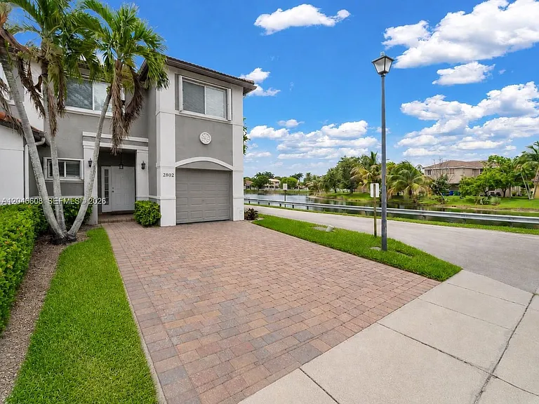 2802 SW 128th Way — Photo 30