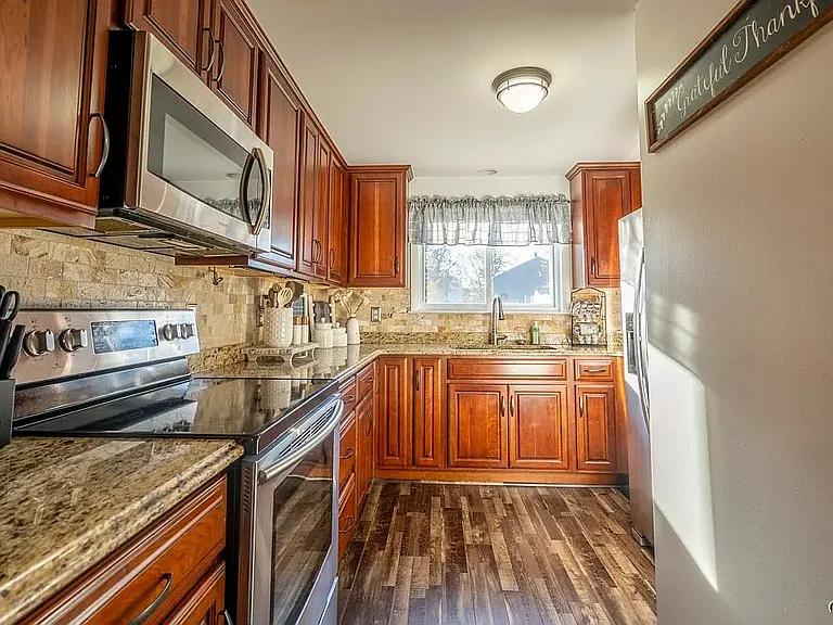 157 Iron Oak Cir — Photo 3