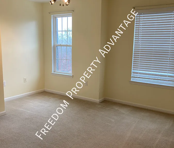 333 Maple Ridge Dr — Photo 6