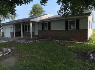 12 Orchard Ave, Sandoval, IL 62882