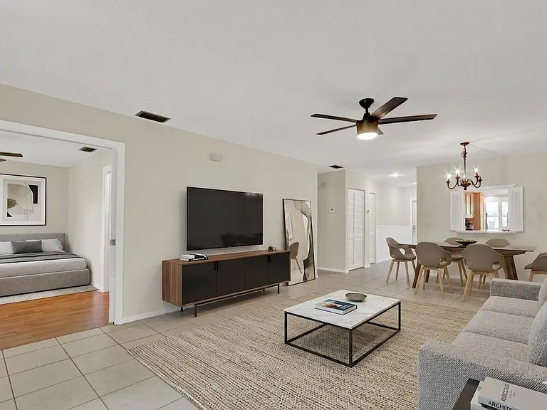 2916 SW 22nd Cir #202D — Photo 8