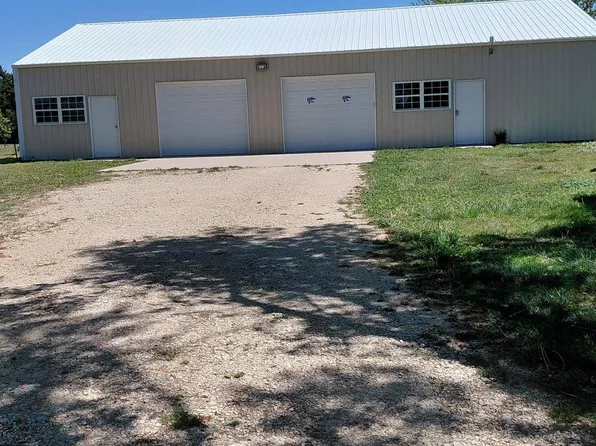 894 14th Ave, McPherson, KS 67460