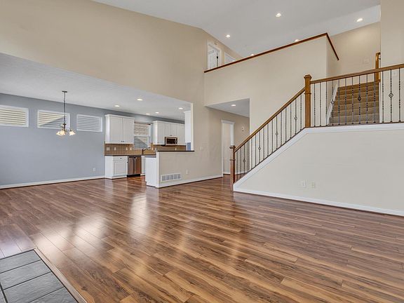 4th image of 2887 Keannen St