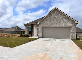 219 Tatum Ln, Youngsville, LA 70592
