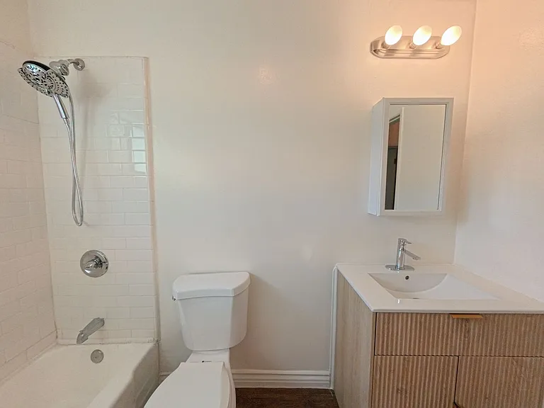 6607 N. Figueroa St. — Photo 10