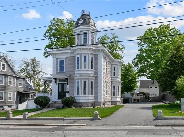 78 Stevens St, Lowell, MA 01851